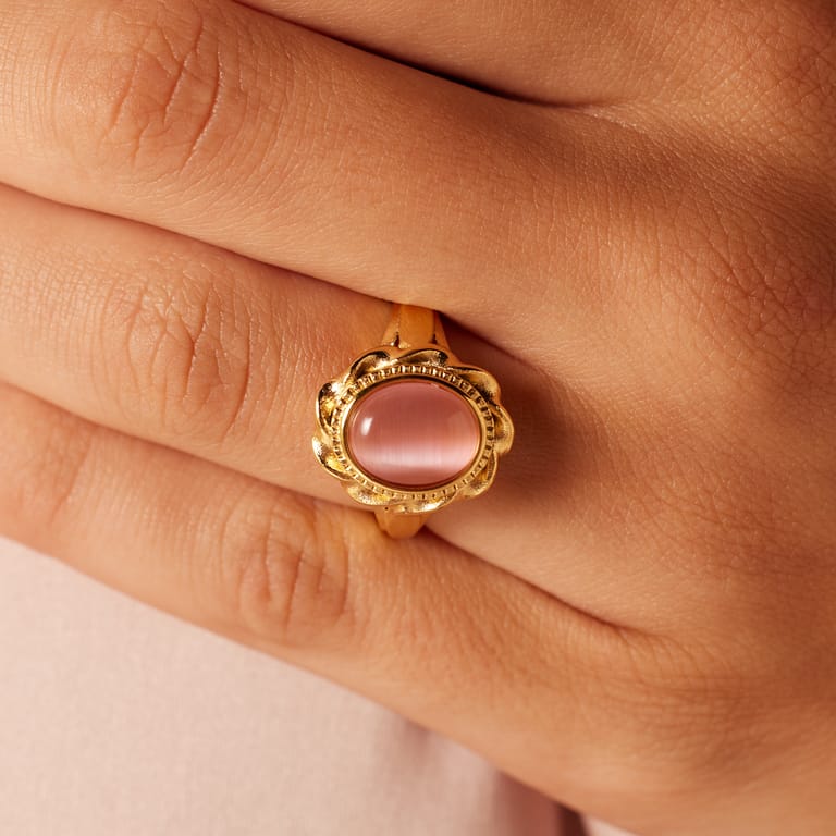 Stalen goldplated vintage ring met bloem roze