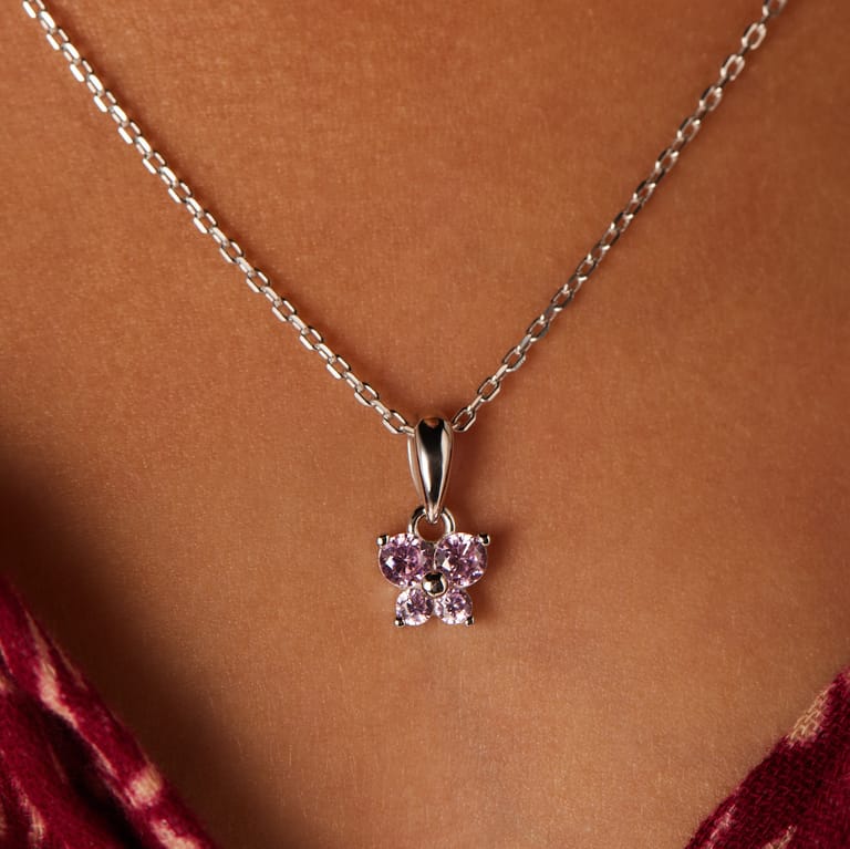 Zilveren kinderketting met hanger vlinder zirkonia