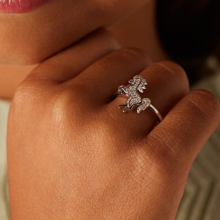 Zilveren ring paard zirkonia