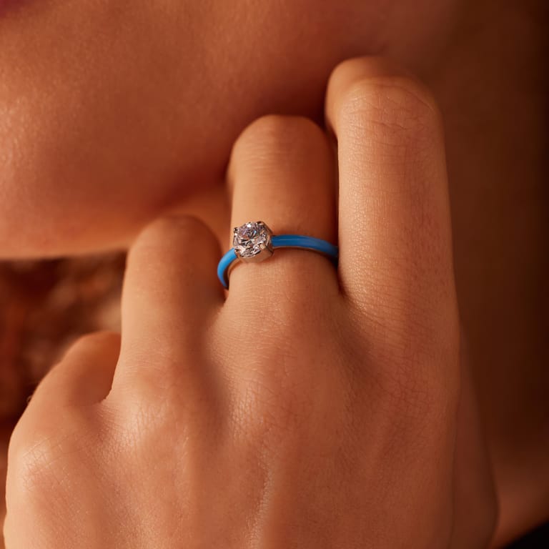 Stalen ring met blauwe emaille&zirkonia