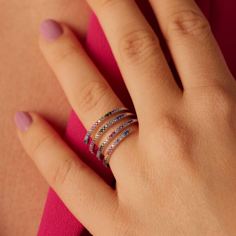 Ring aus 925 Silber, spiralförmig, mit Zirkoniabesatz, mehrfarbig