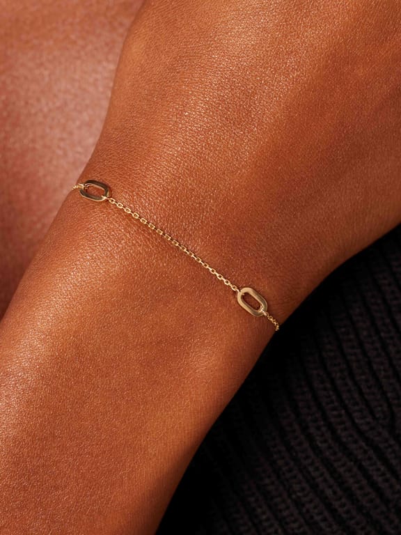 14 Karaat geelgouden armband met 3 ovalen