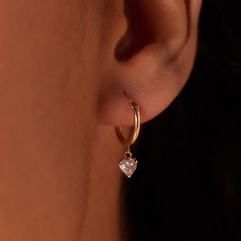 Ohrringe aus 585er Gelbgold, mit Herz, Zirkoniastein