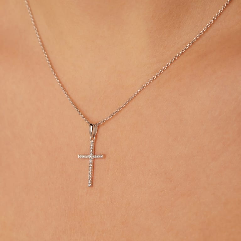Halskette aus 925er Silber mit Anhänger, Kreuz, Zirkonia