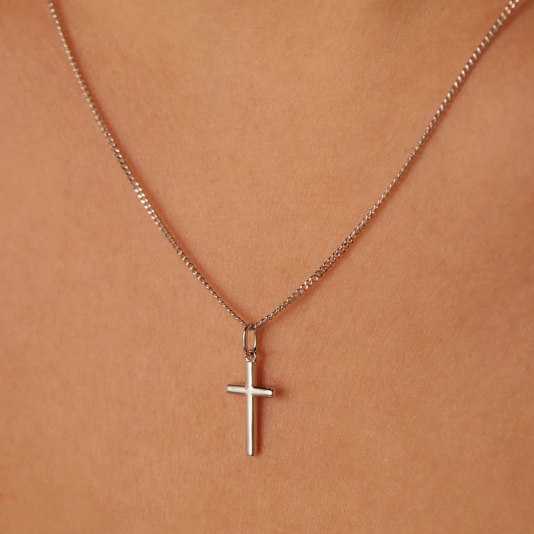 Zilveren ketting met hanger kruis voor dames