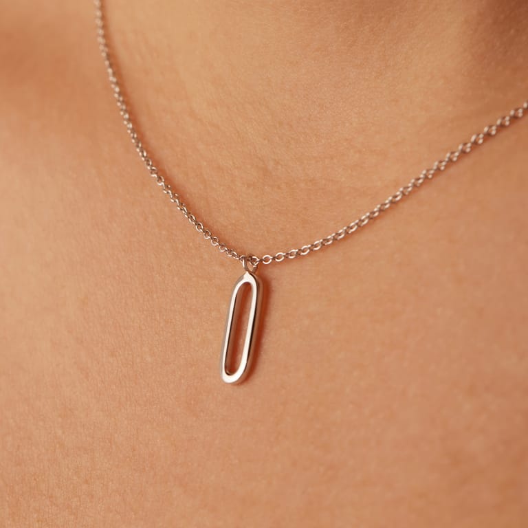 Zilveren ketting met hanger ovaal