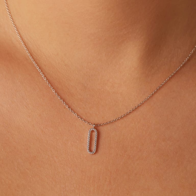 Zilveren ketting met ovaalvormige hanger zirkonia