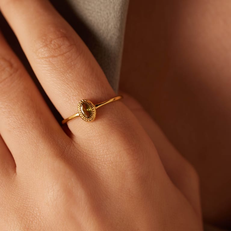 Stainless steel goldplated ring met zirkonia voor dames