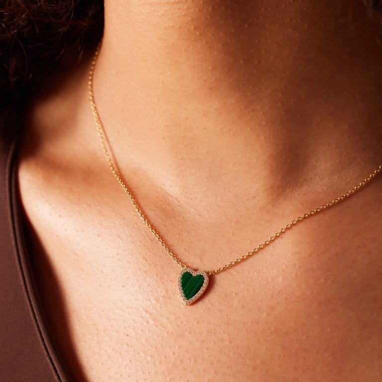 Zilveren goldplated ketting met hanger hart met malachiet voor dames