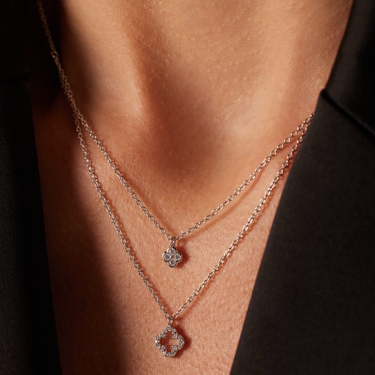 Zilveren set ketting en oorringen klaver zirkonia