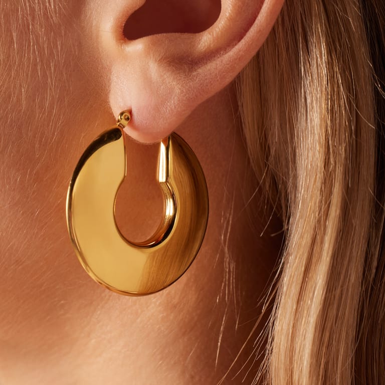 Camille stalen goldplated oorringen plat glad voor dames