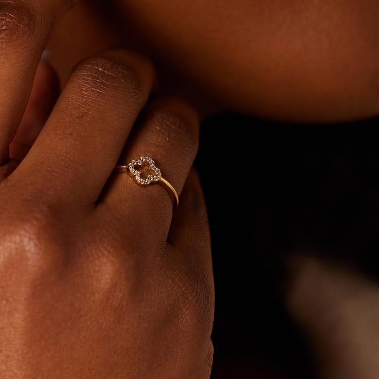 Zilveren goldplated ring klaver zirkonia