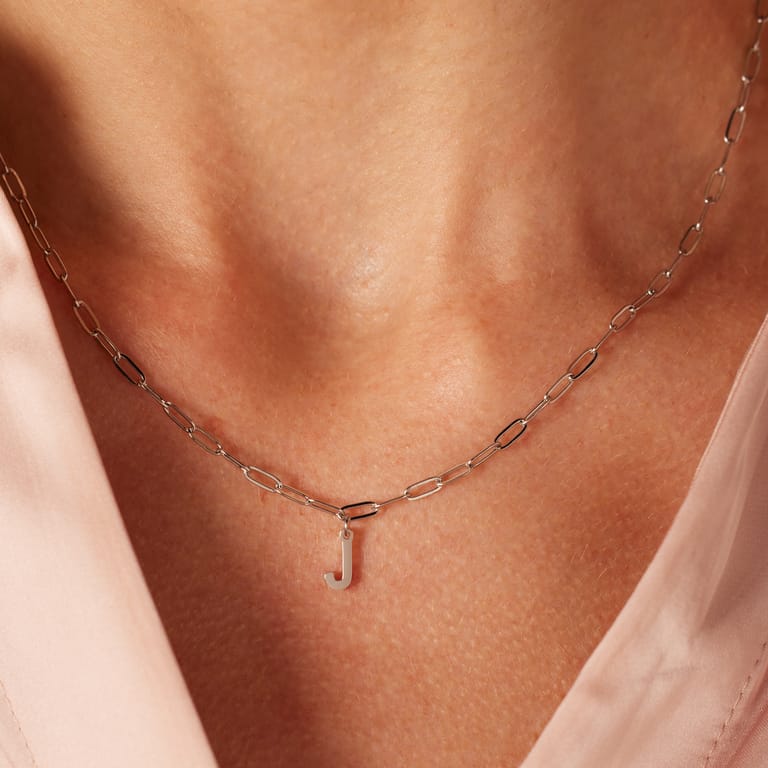 Stainless steel ketting closed forever met letter J