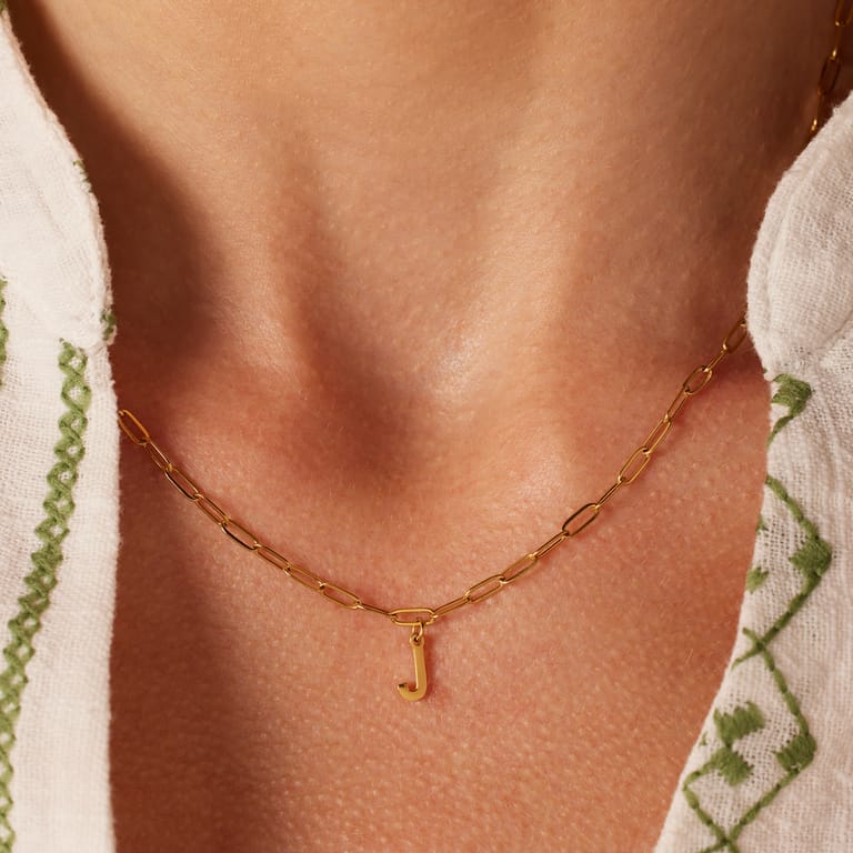 Stalen goldplated ketting met hanger letter J voor dames