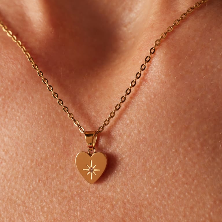 Stalen goldplated ketting met hanger hart met zirkonia voor dames