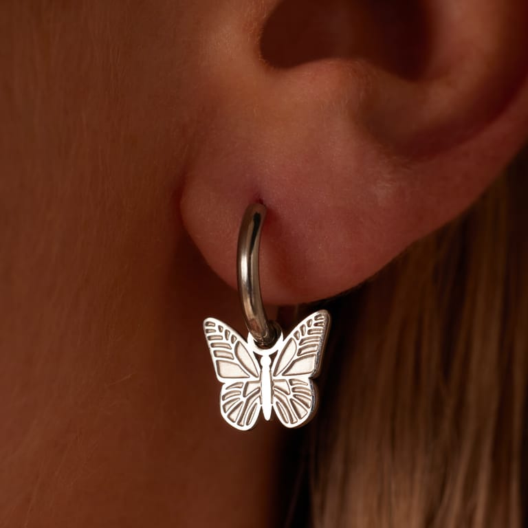 Myla stainless steel oorringen met vlinder voor dames