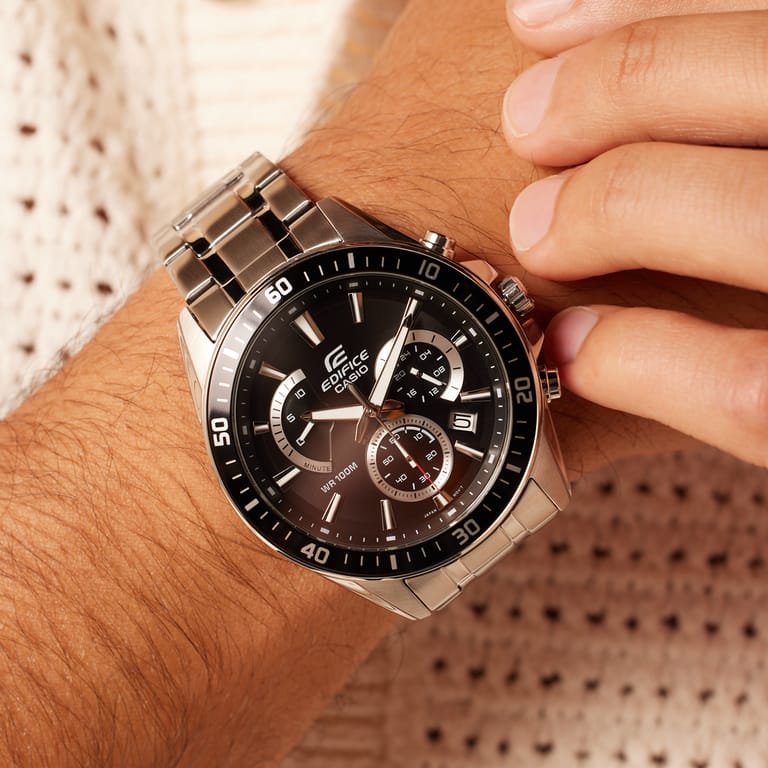 Edifice Uhr mit Armband aus Edelstahl EFR-552D-1AVUEF