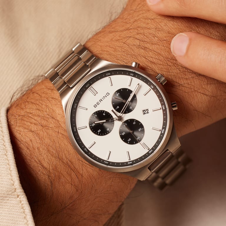 Bering horloge titanium zilver 11743-704