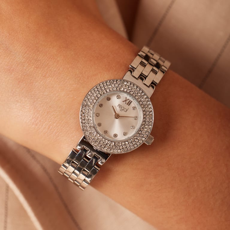 Regal cadeauset horloge met gratis collier zilver