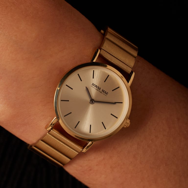 Donna Mae horloge goudkleurig