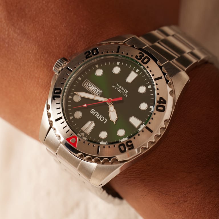 Lorus Herrenuhr, Sport, Zifferblatt grün, RL475BX9