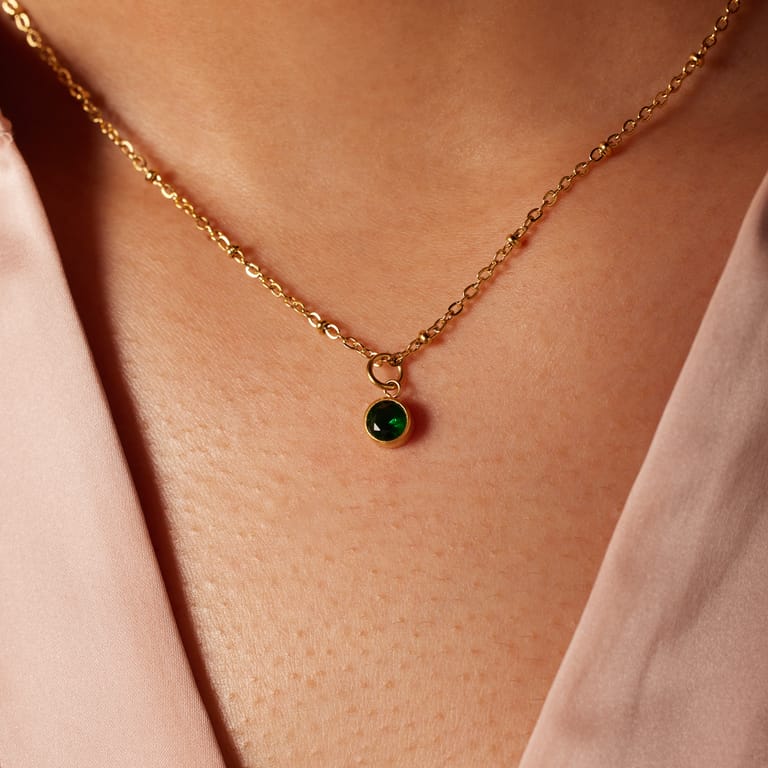 Stainless steel goldplated ketting met geboortesteen hanger Mei