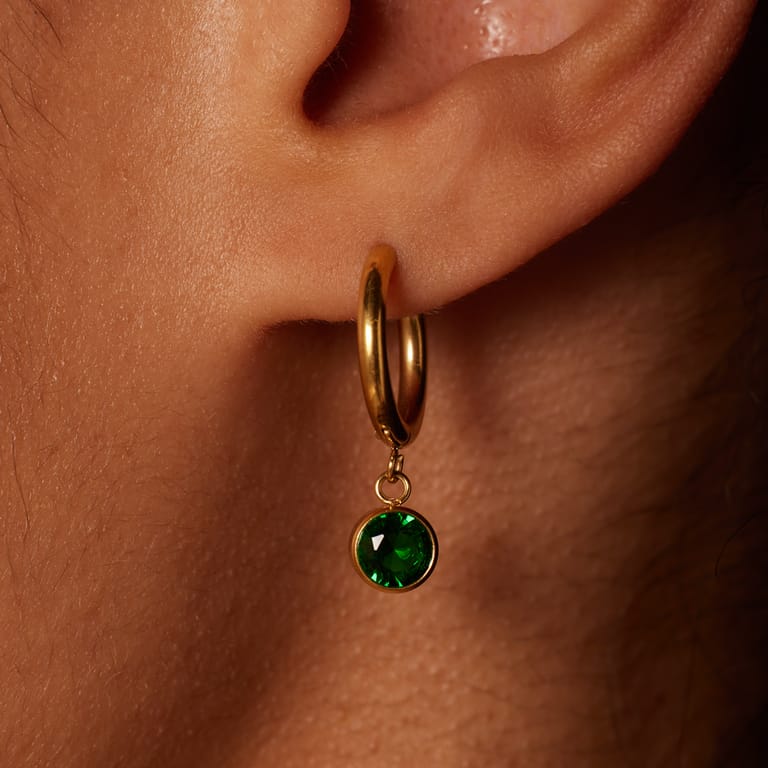 Stainless steel goldplated oorbellen geboortesteen mei