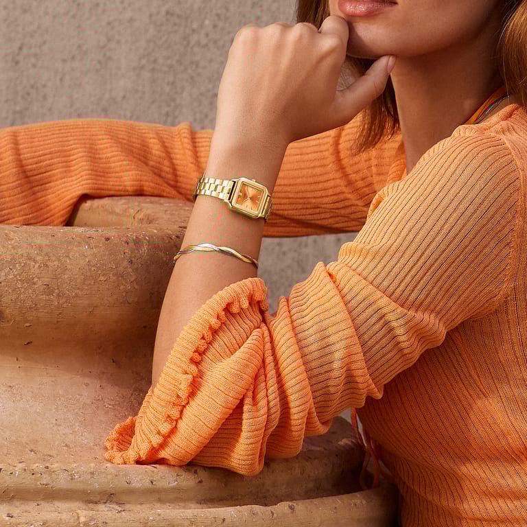 CLUSE - Gracieuse Petite horloge goudkleurig met apricot