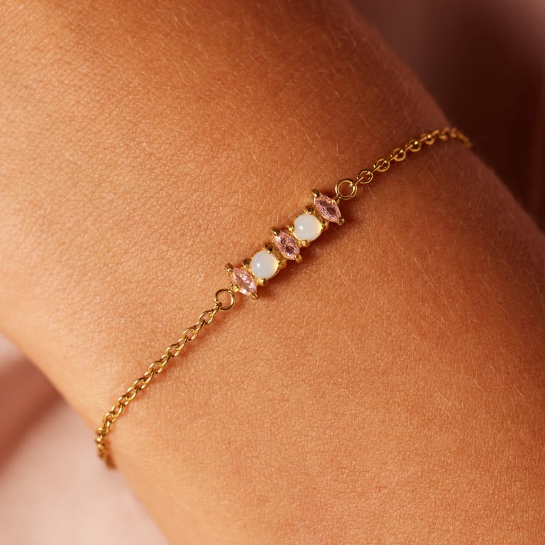 Stainless steel goldplated vintage armband met opaal