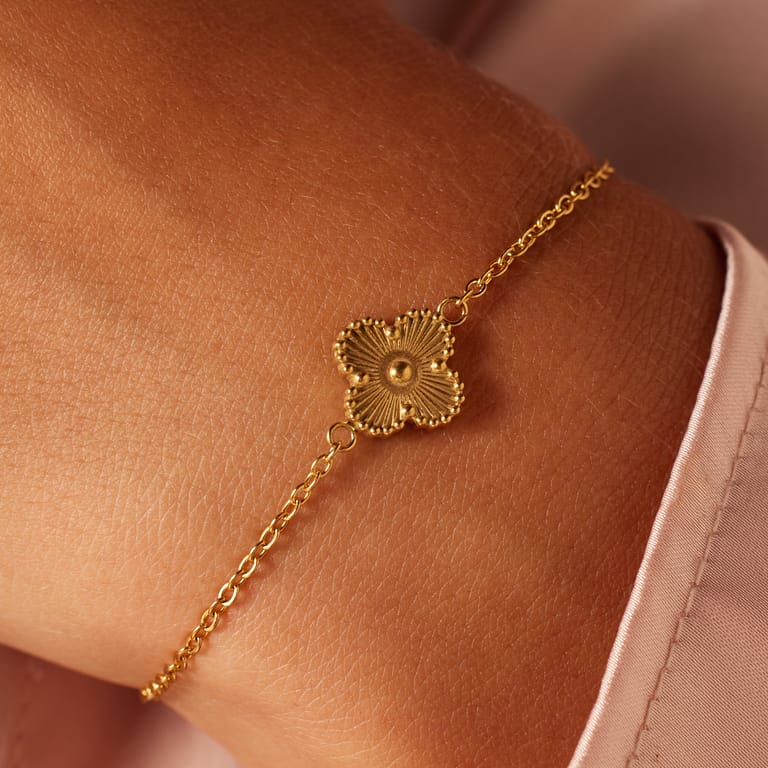Armband aus Edelstahl, vergoldet, mit Kleeblatt