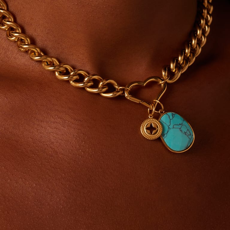 Stalen goldplated hanger met turquoise voor dames