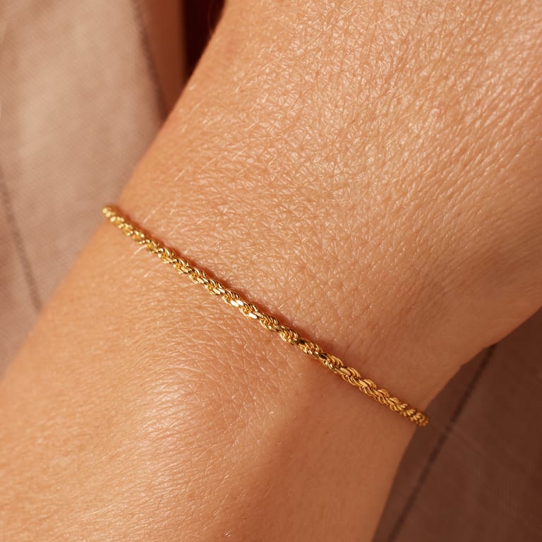 Zilveren goldplated koordarmband voor dames