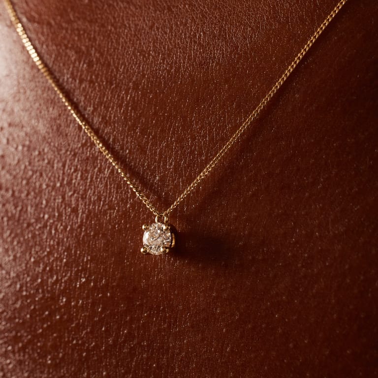 14 karaat gouden solitair ketting met lab grown diamant 0,3ct