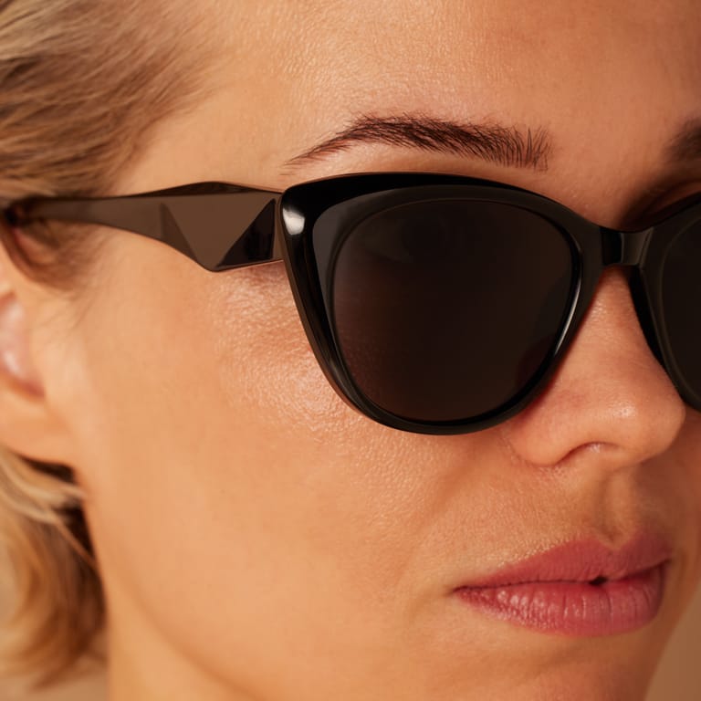 Schwarze Cateye-Sonnenbrille