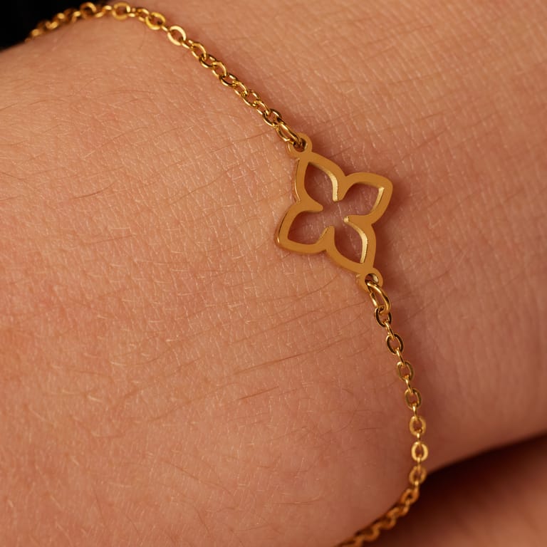 Stainless steel goldplated armband met ovale bloem