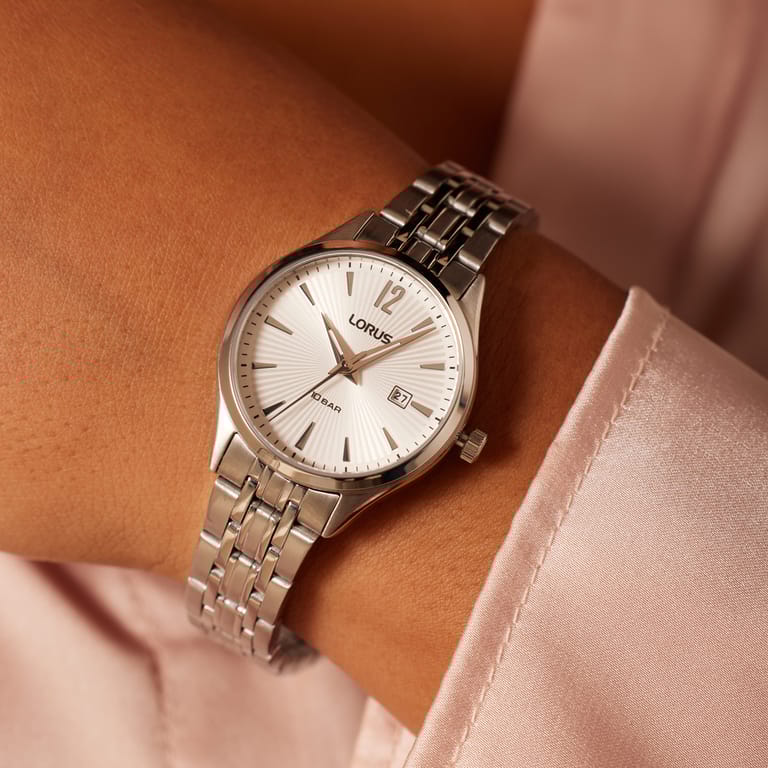 Lorus Minimalistisch Dames Horloge Zilverkleurig RJ201CX9
