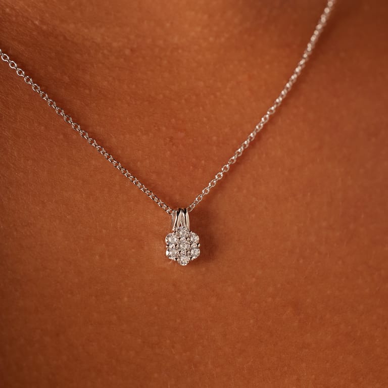 Zilveren ketting bloem met zirkonia voor dames