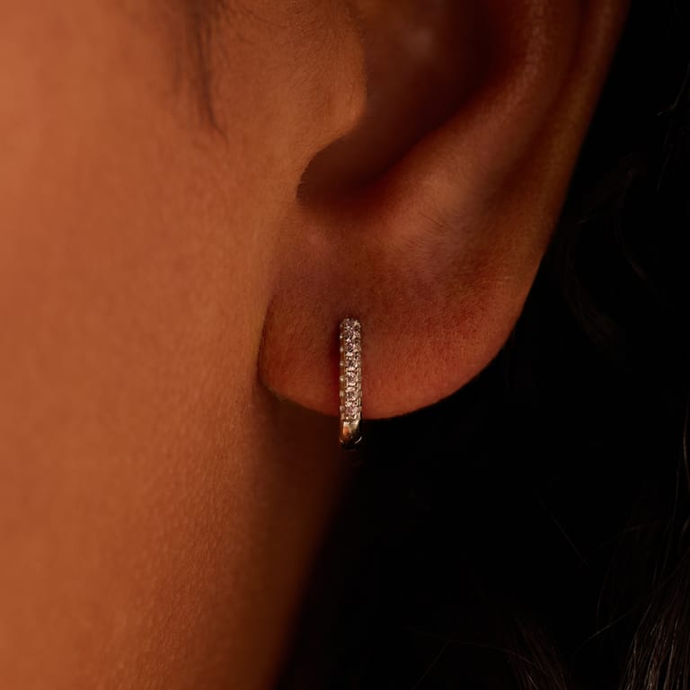 Silberne Ohrringe 12 mm mit Zirkonia