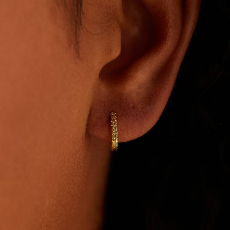 Zilveren goldplated oorringen met zirkonia