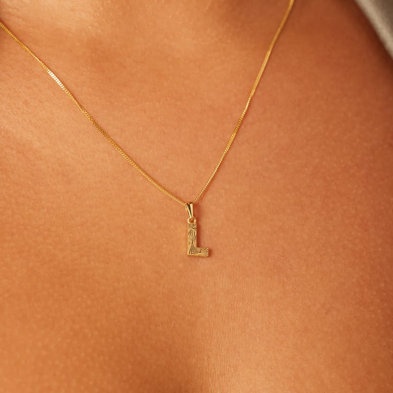 14 Karat Gelbgold Buchstabenanhänger für Damen