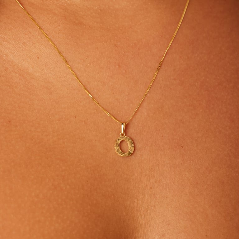 14 Karat Gelbgold Buchstabenanhänger für Damen