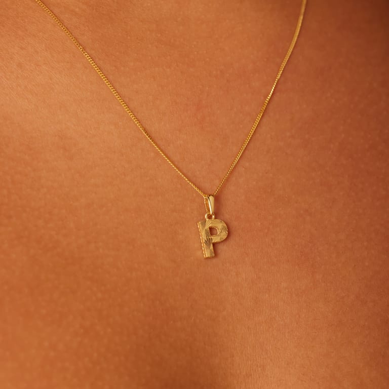 14 Karat Gelbgold Buchstabenanhänger für Damen