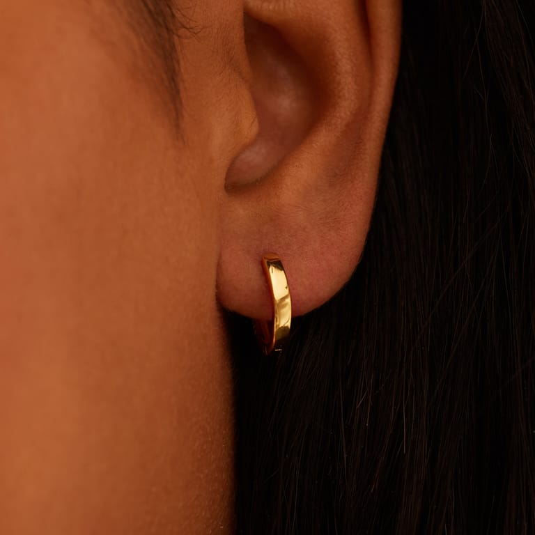 Silberne, goldbeschichtete Ohrringe 13 mm für Damen