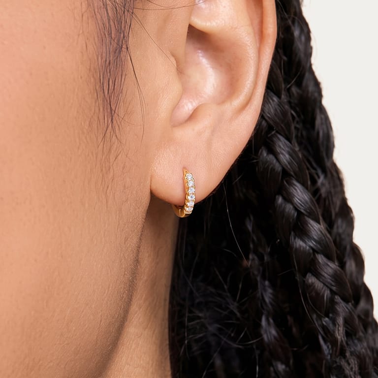 Zilveren goldplated oorbellen met zirkonia 10mm