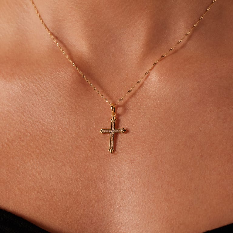 Zilveren goldplated hanger kruis met zirkonia