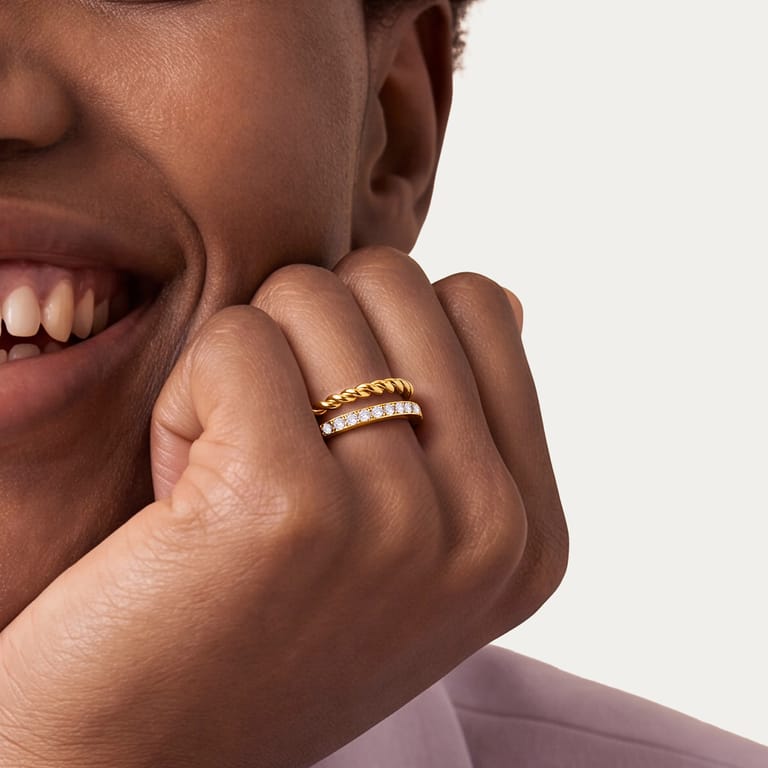 Edelstahlring mit Zirkonia für Damen