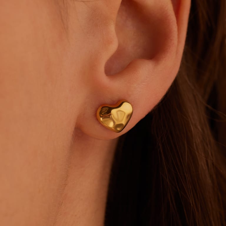 Edelstahl, goldbeschichtete Ohrstecker in Herzform