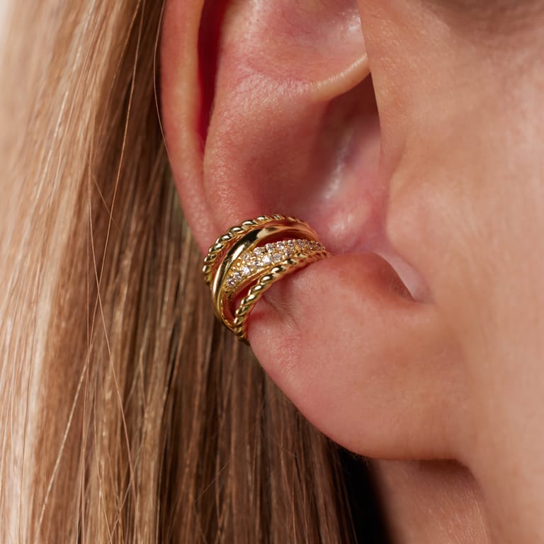 Silberne, goldbeschichtete Ohrmanschette