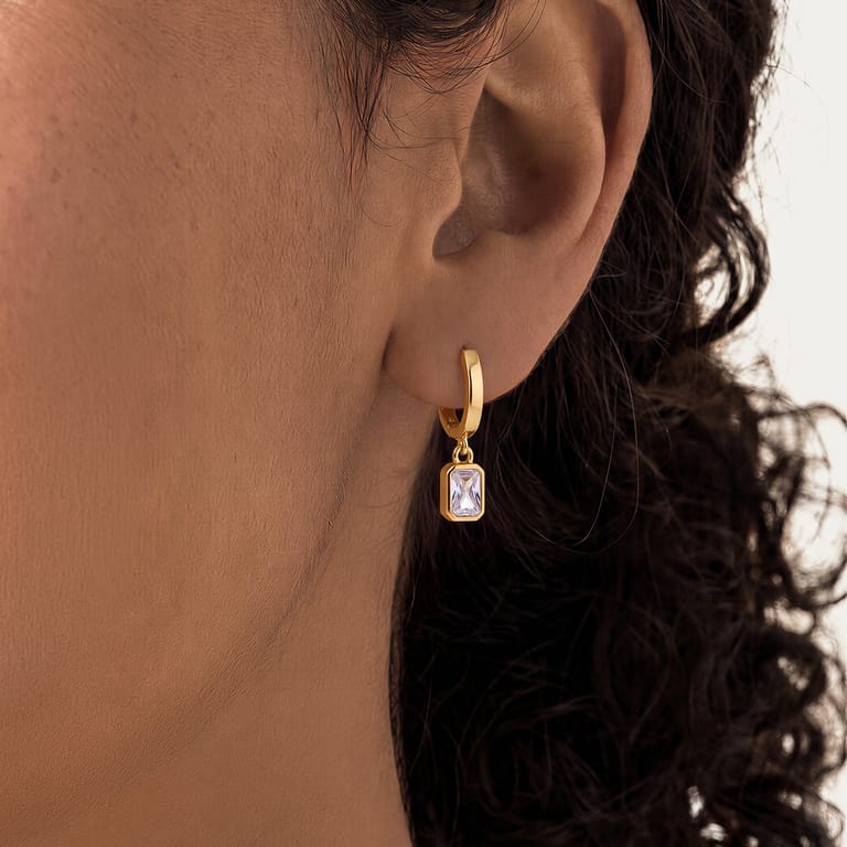 Zilveren goldplated oorbellen met zirkonia 