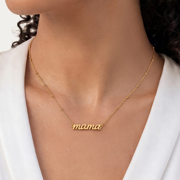 Roestvrijstalen vergulde ketting met hanger letters Mama voor dames